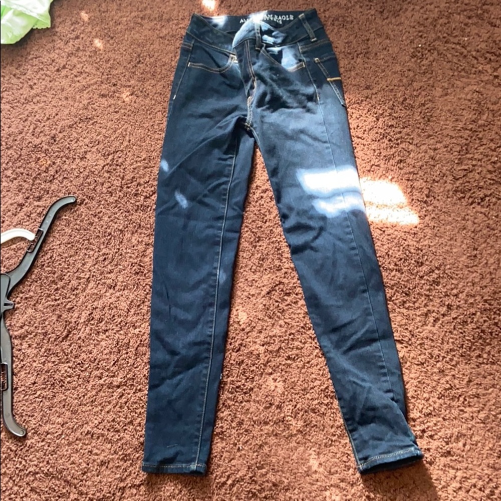 Dark wash American eagle jeans
